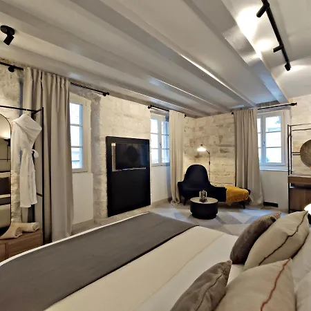 Zuviteo Guest house 4*